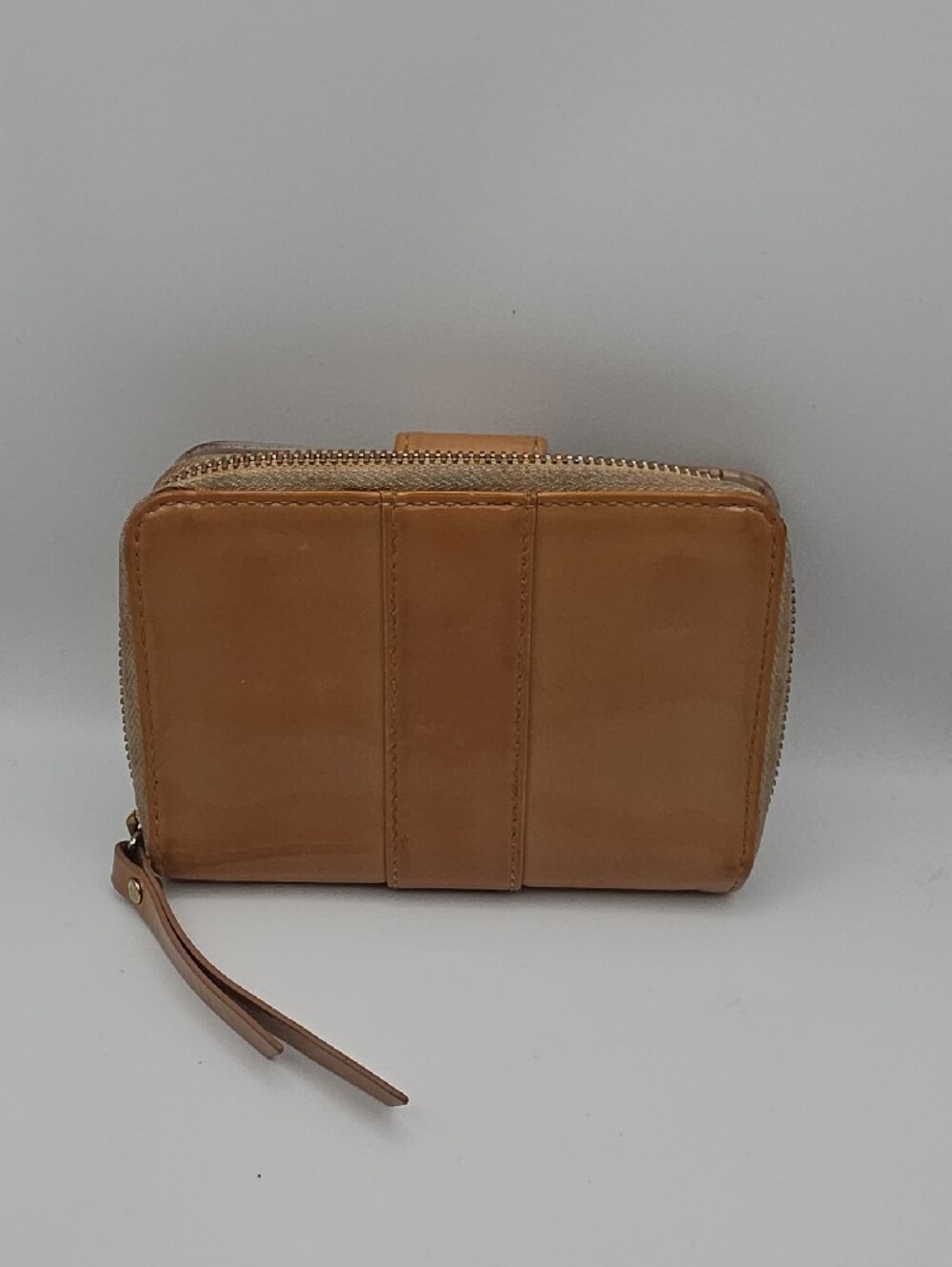 Christian Louboutin Tan Patent Bow Studded Compact Wallet (VERY GOOD)✨️ - Picture 15 of 15